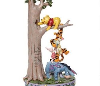 Tree with Pooh and Friends - Disney Tradition