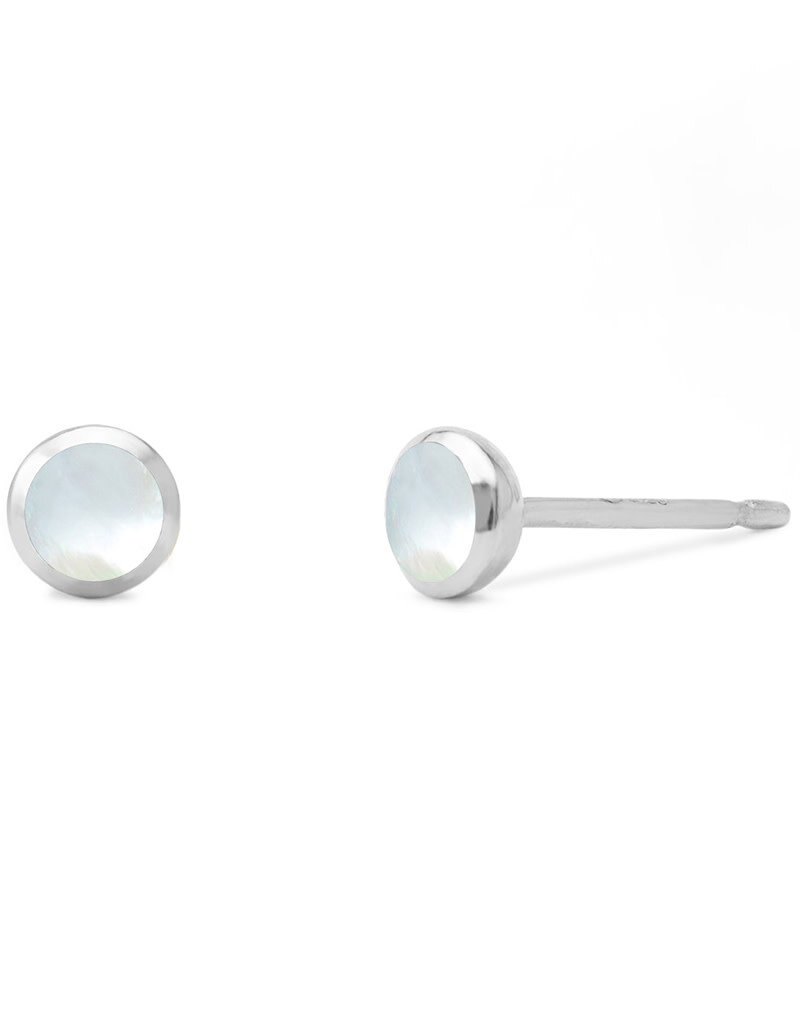 Sterling Silver Round Mother of Pearl Stud Earrings 4mm
