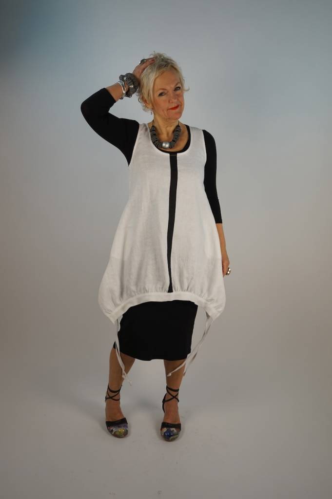 Black and White Summer Style!