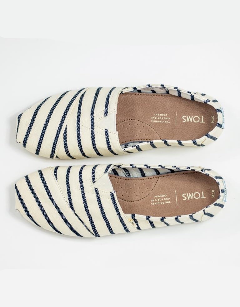 mens toms