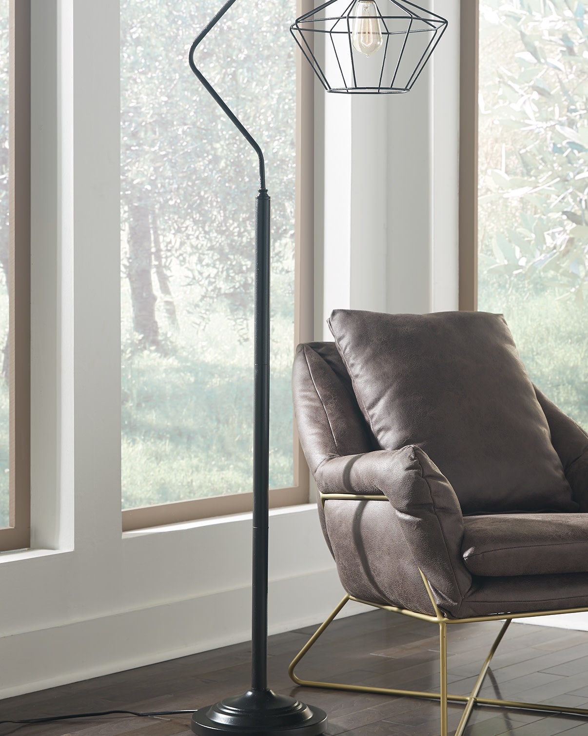 Makeika Black Metal Floor Lamp- L207181 - HVL Electronics & Furniture