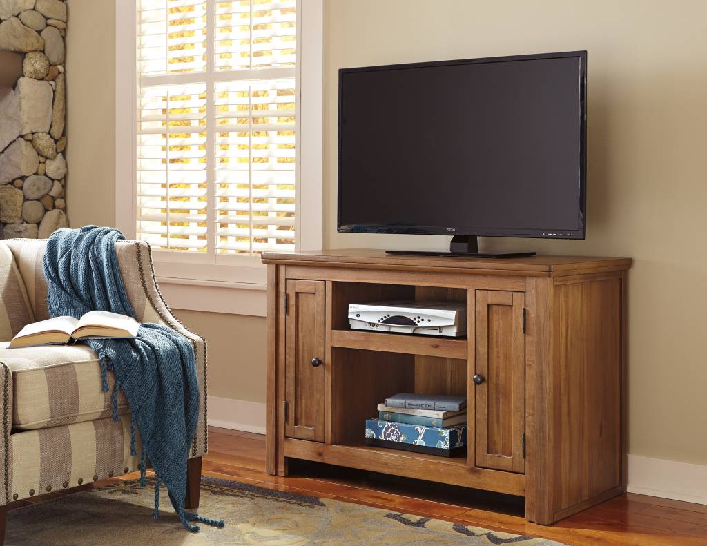 Signature Design Macibery Tv Stand Light Brown W785 18