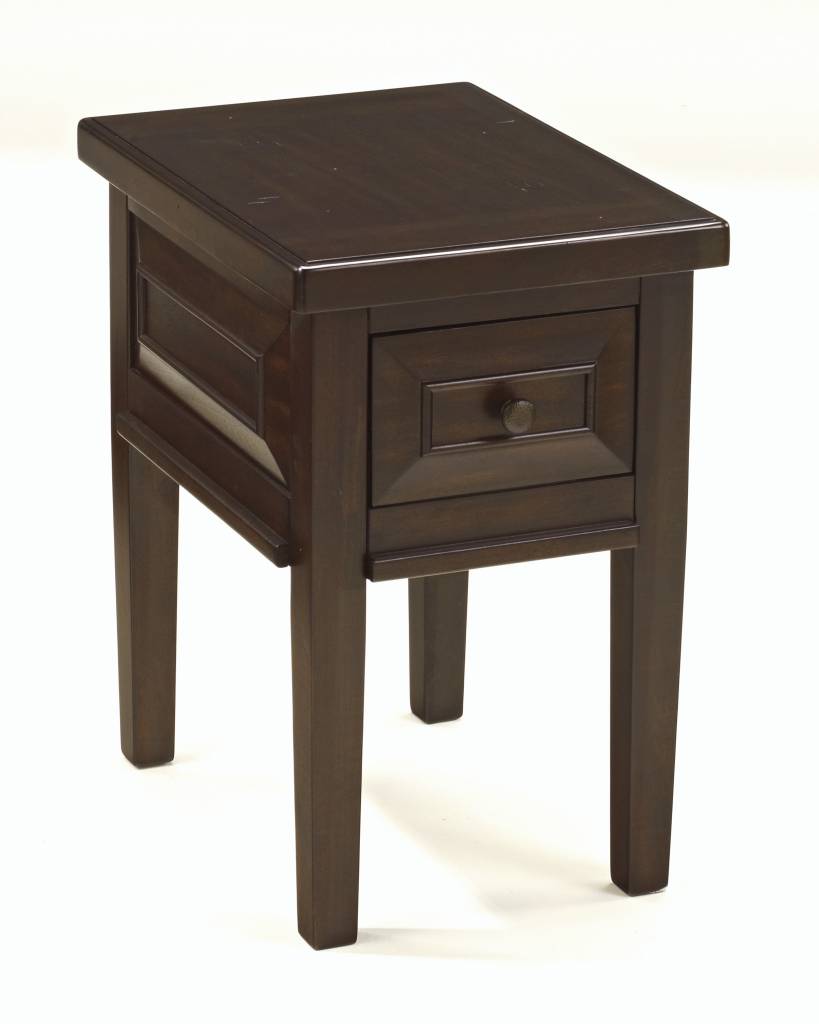Signature Design Hindell Park, Chair Side End Table, Rustic Brown, T695-7