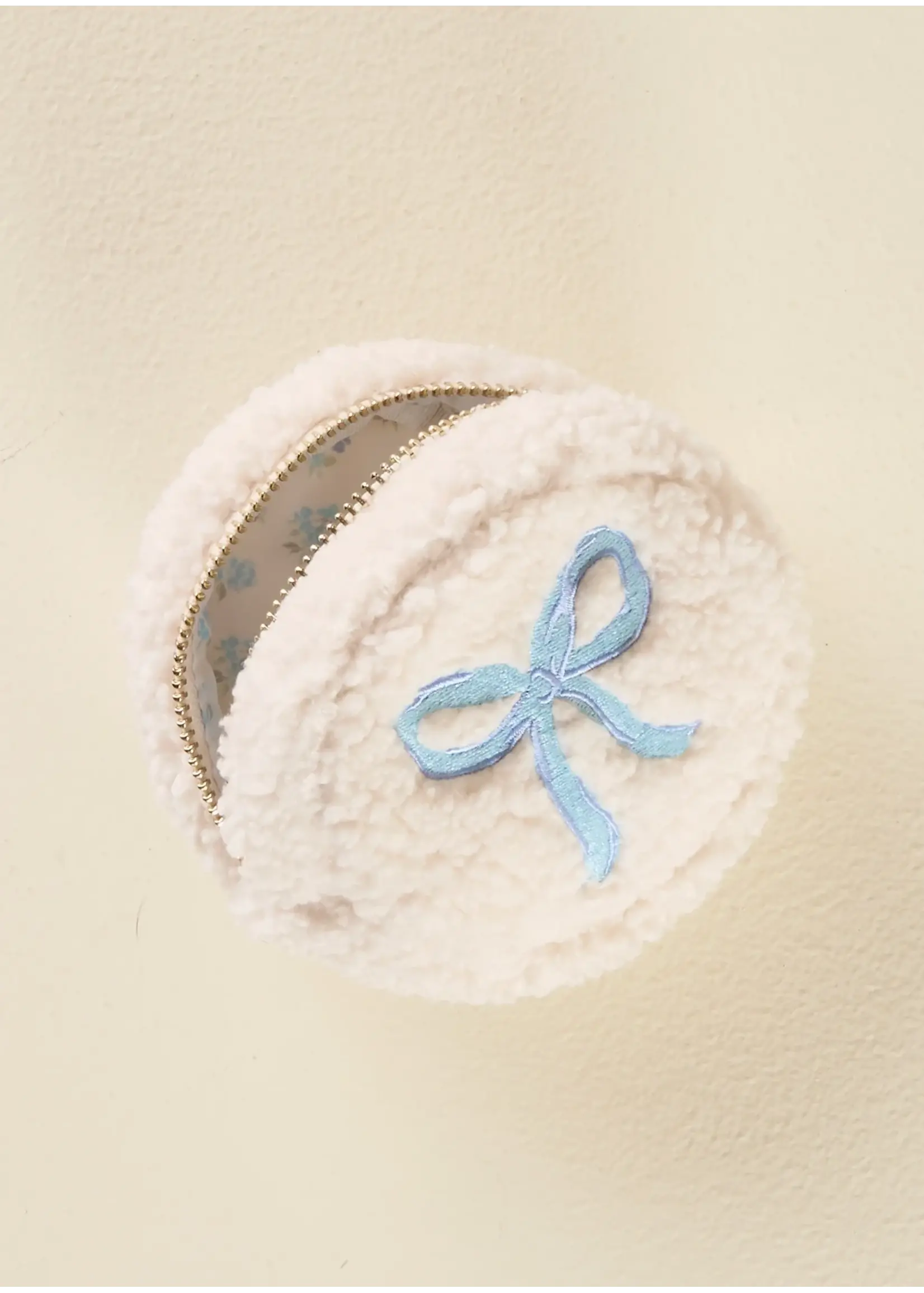 The Darling Effect Darling Effect Circle Blue Bow Teddy Pouch
