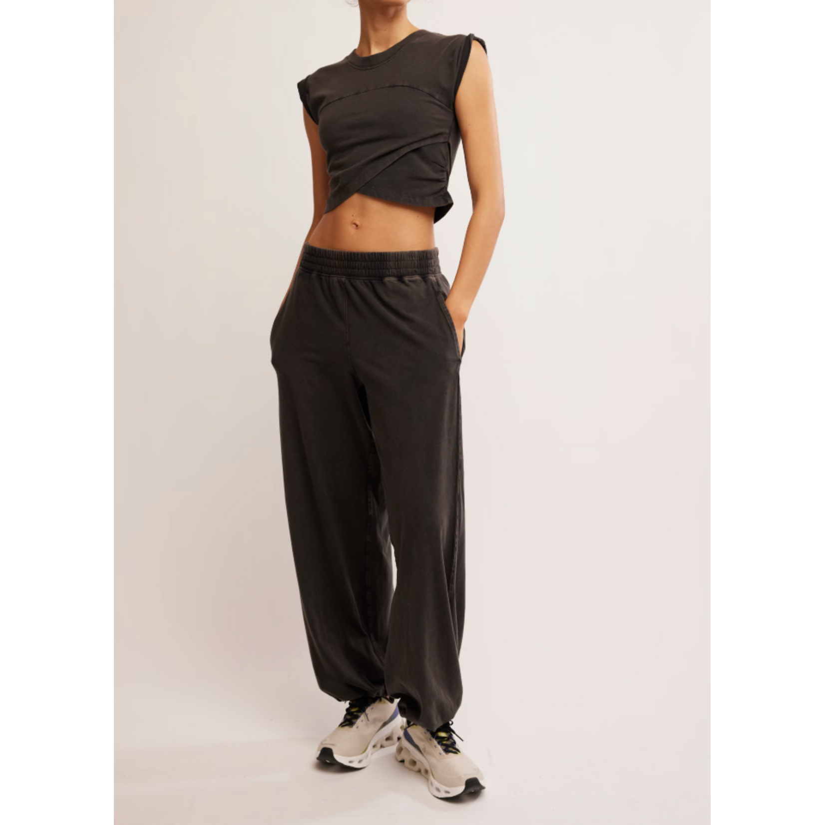 FP Movement FP Movement Black Hot Shot Crossover Set