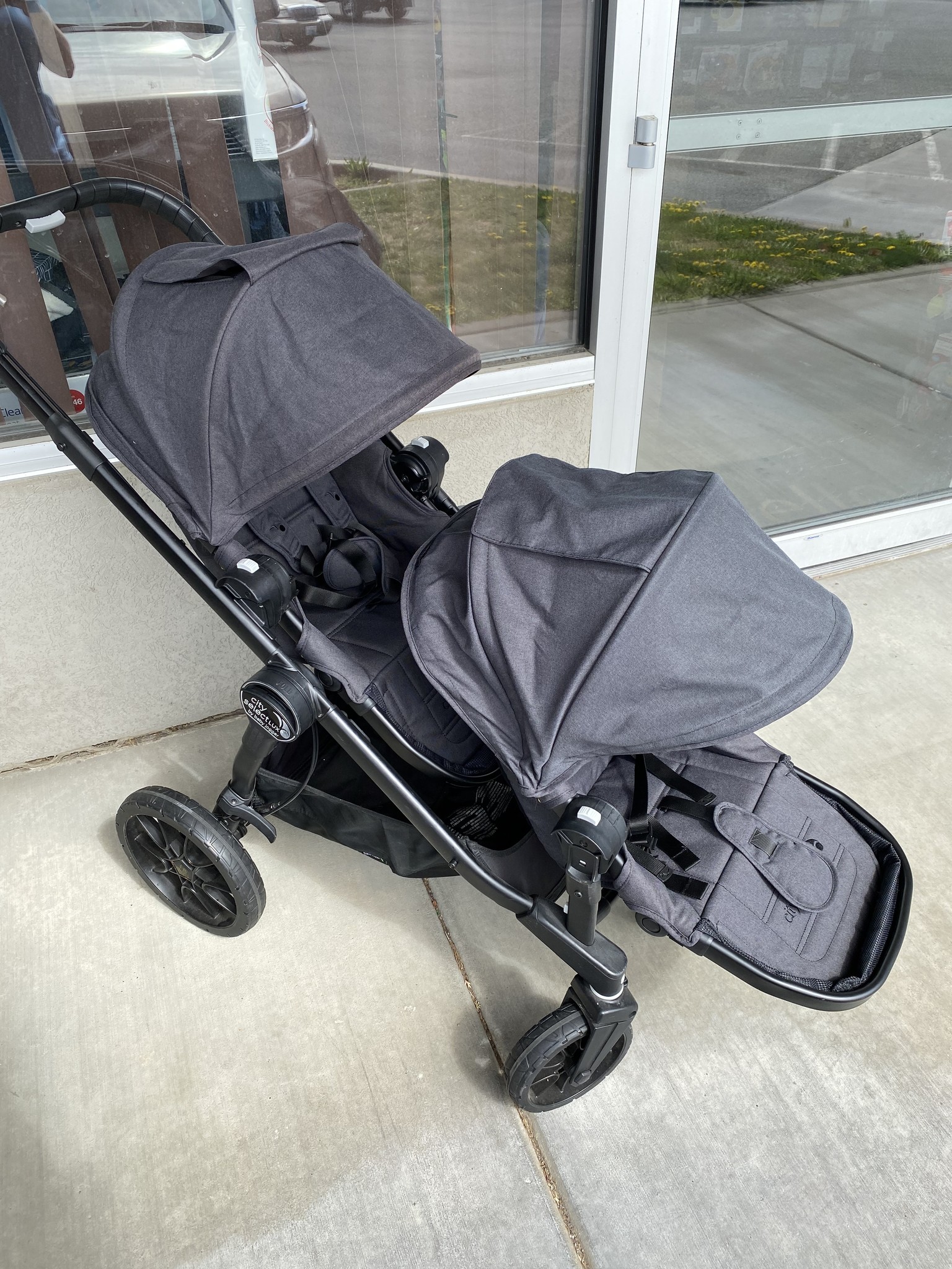 baby-jogger-gently-loved-baby-