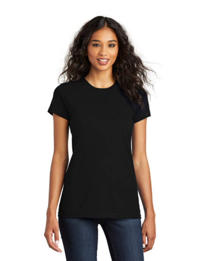 District District ® Women’s Fitted The Concert Tee ® - Black