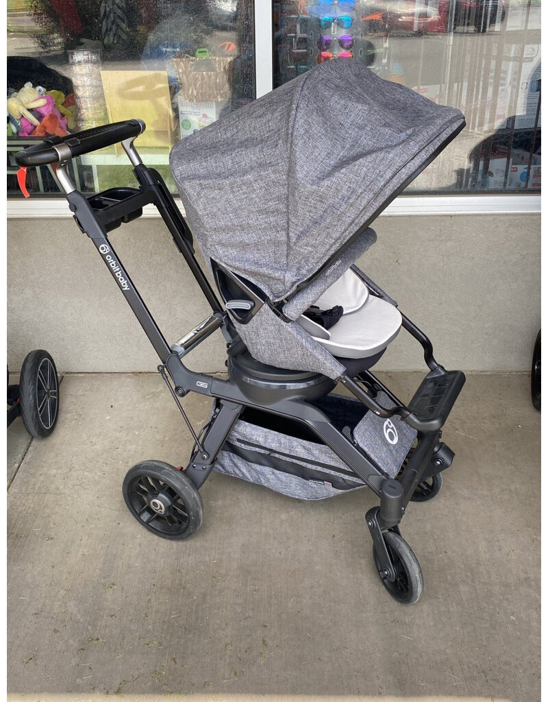 GENTLY LOVED- ORBIT G5 stroller with accessories