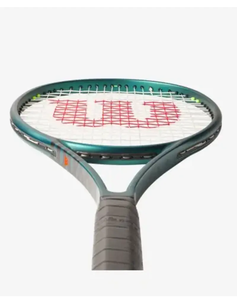 Wilson Blade 98 16 x 19 v9