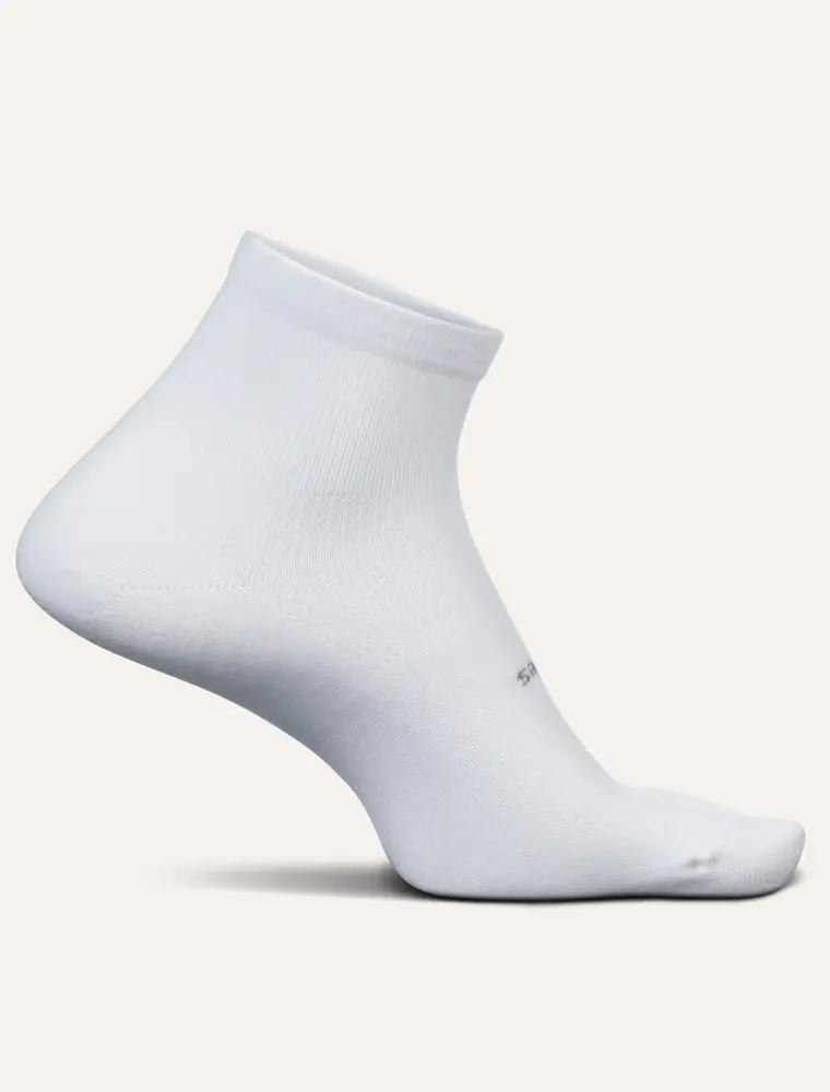 Feetures Max Cushion Ankle length Sock - white