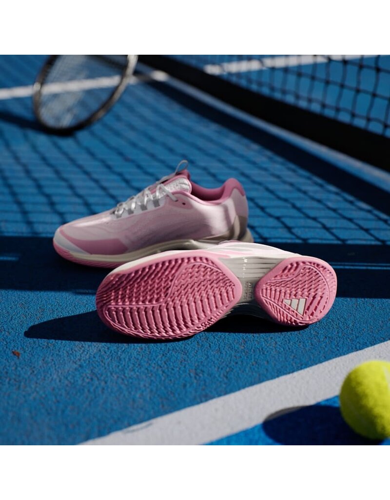Adidas Avacourt 2  women's - Cloud White / Champagne Met. / Lucid Pink