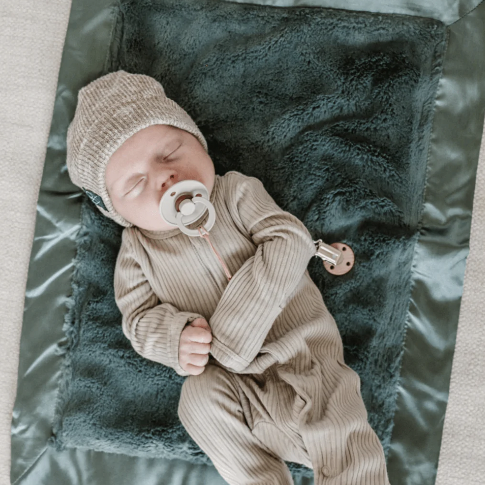 Saranoni Mini Blanket Lush Satin Border | Evergreen