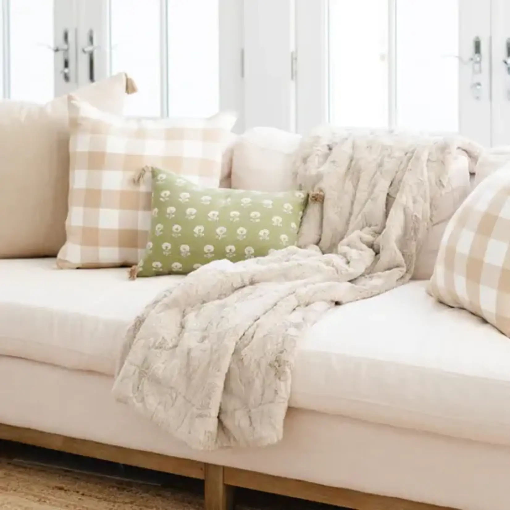 Saranoni Throw Blanket Patterned Faux Fur - Buff