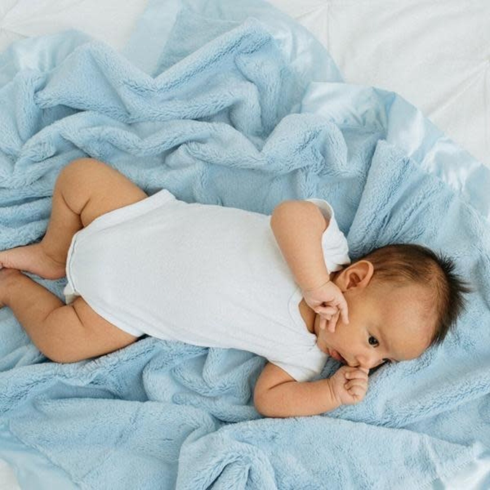 Saranoni Receiving Blanket Lush Satin Border | Light Blue