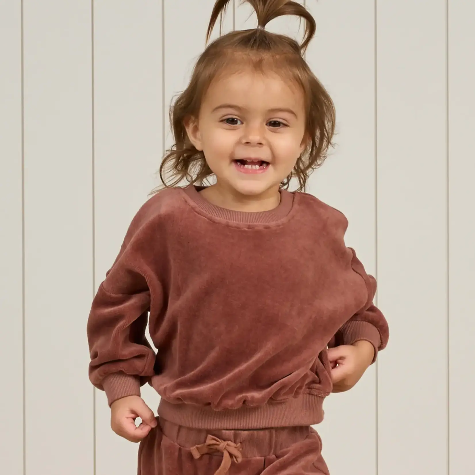 Quincy Mae Velour Relaxed Sweatshirt | Cranberry