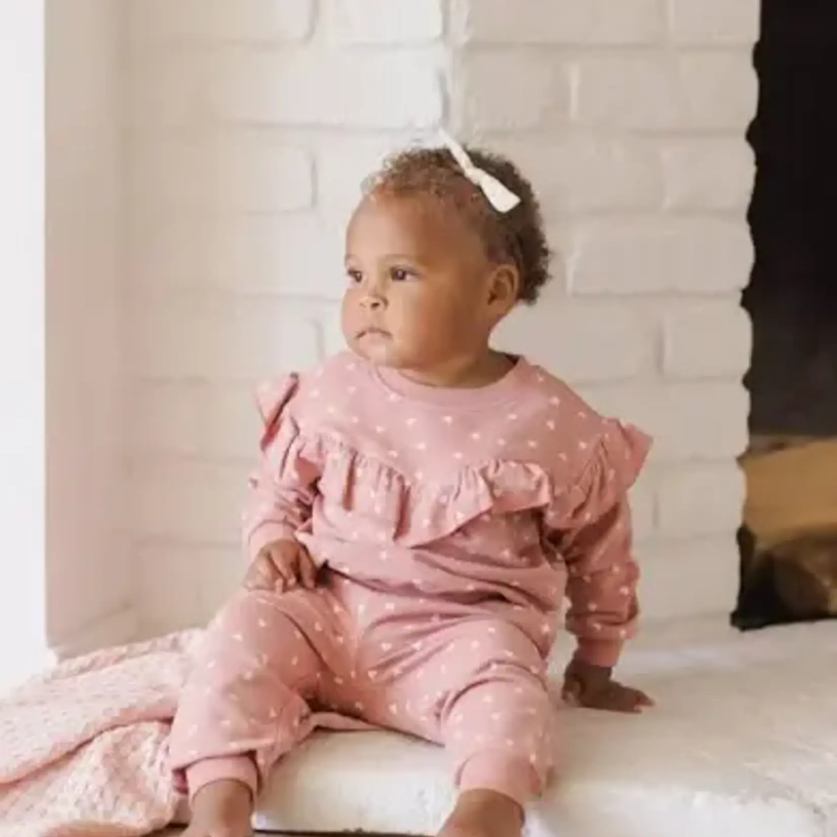 Quincy Mae Relaxed Sweatpant Toddler | Lipstick Hearts