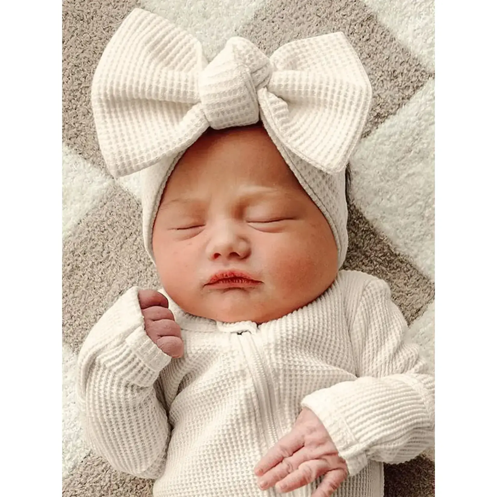 SpearmintLOVE Organic Waffle Knot Bow - Snow