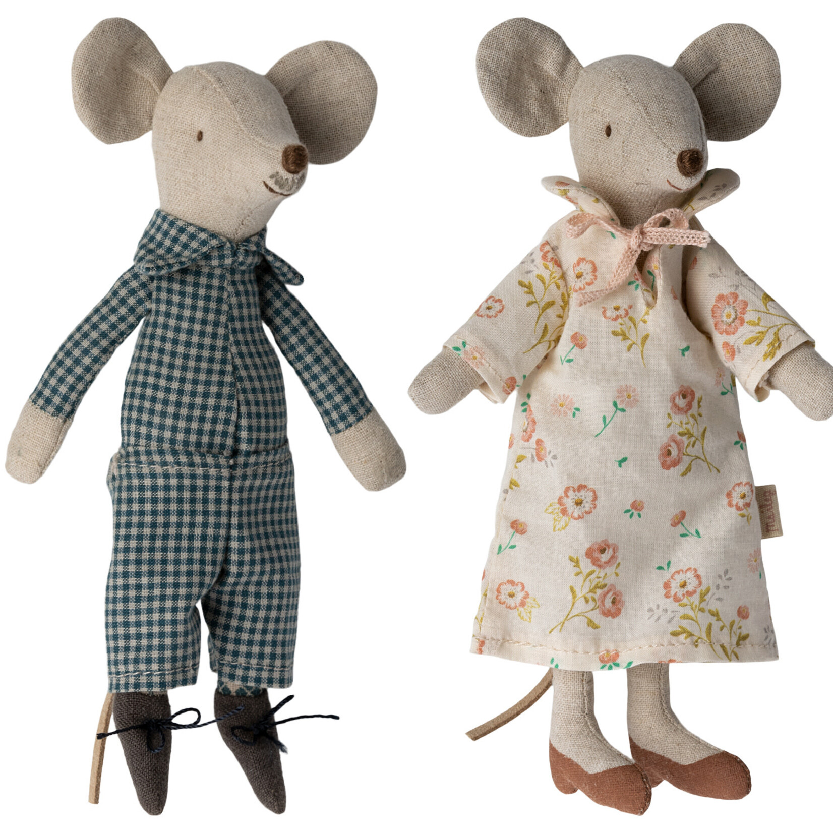 Maileg Grandma and Grandpa in Cigarbox 2023