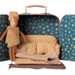 Maileg PRE-ORDER: Maileg Reindeer in suitcase, Little sister