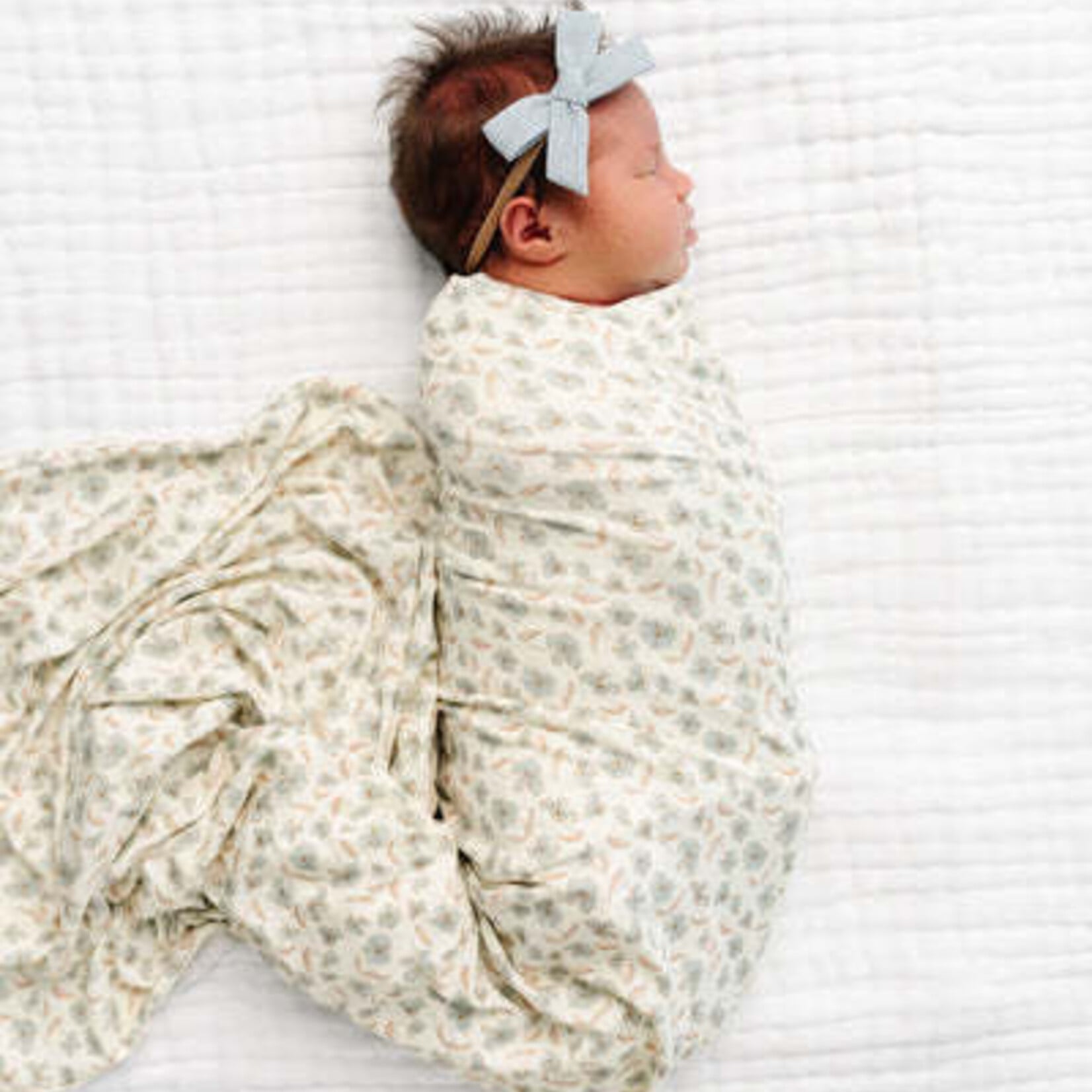 Lou Lou and Company Swaddle Blanket | Faye