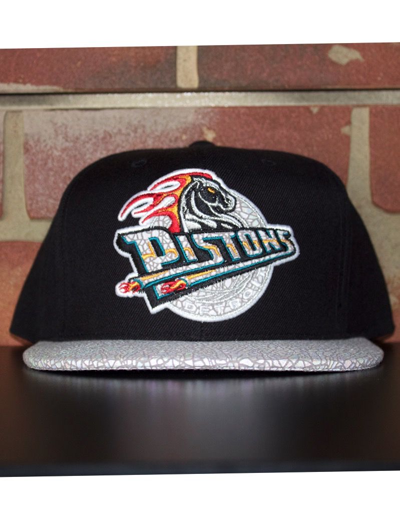 detroit pistons snapback