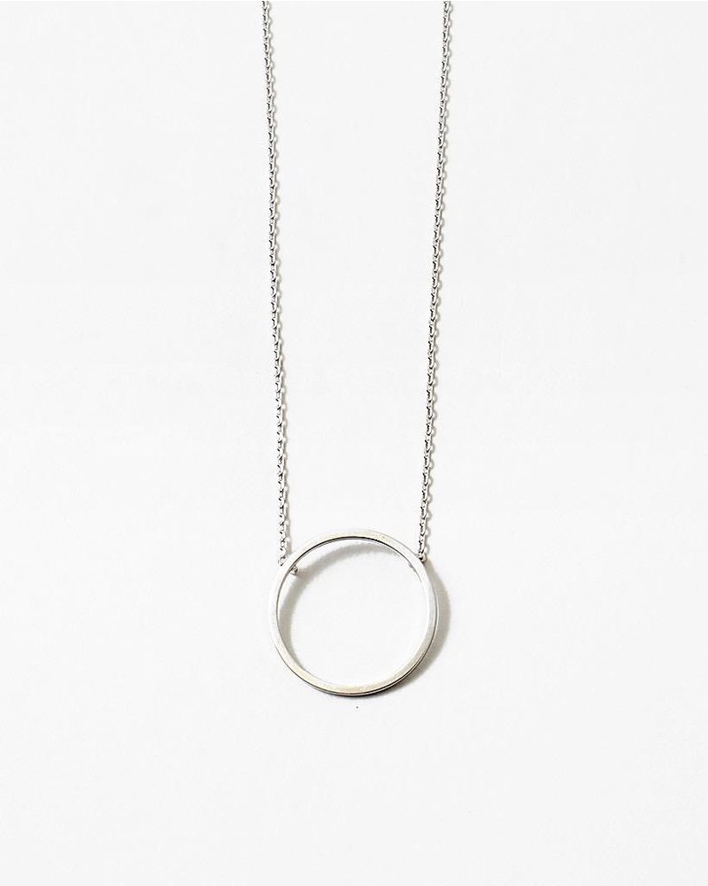 EM & ELLE Circle Necklace