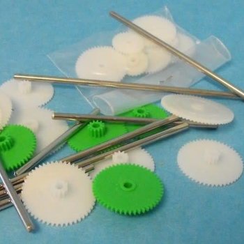 Assorted Small Plastic Motor Gears & Metal Shafts (27pcs