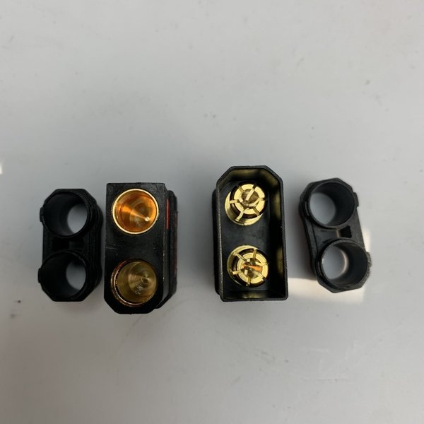 QS8 Antispark male and female plug set Black