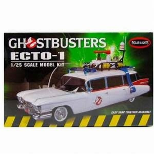 POL914/12 1/25 Ghostbusters Ecto-1 Snap