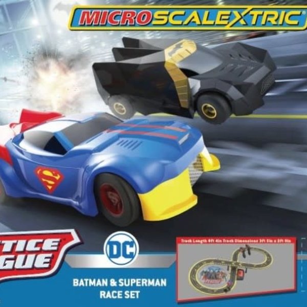 JUSTICE LEAGUE BATMAN VS SUPERMAN BATTERY POWERED SET