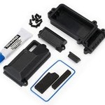 Traxxas Box, receiver (sealed)/ wire cover/ foam pads/ silicone grease/ 3x8 BCS (5)/ 2.5x8 CS (2)