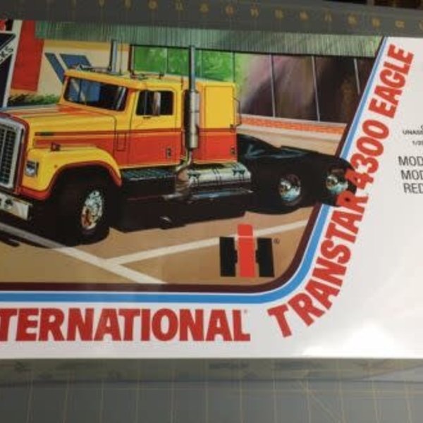 AMT629 1/25 International Transtar 4300 Eagle           "Hard to find model"
