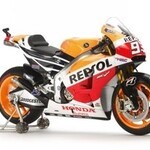 Tamiya 1/12 Repsol Honda RC213V '14 Motorcycle Plastic Model Kit