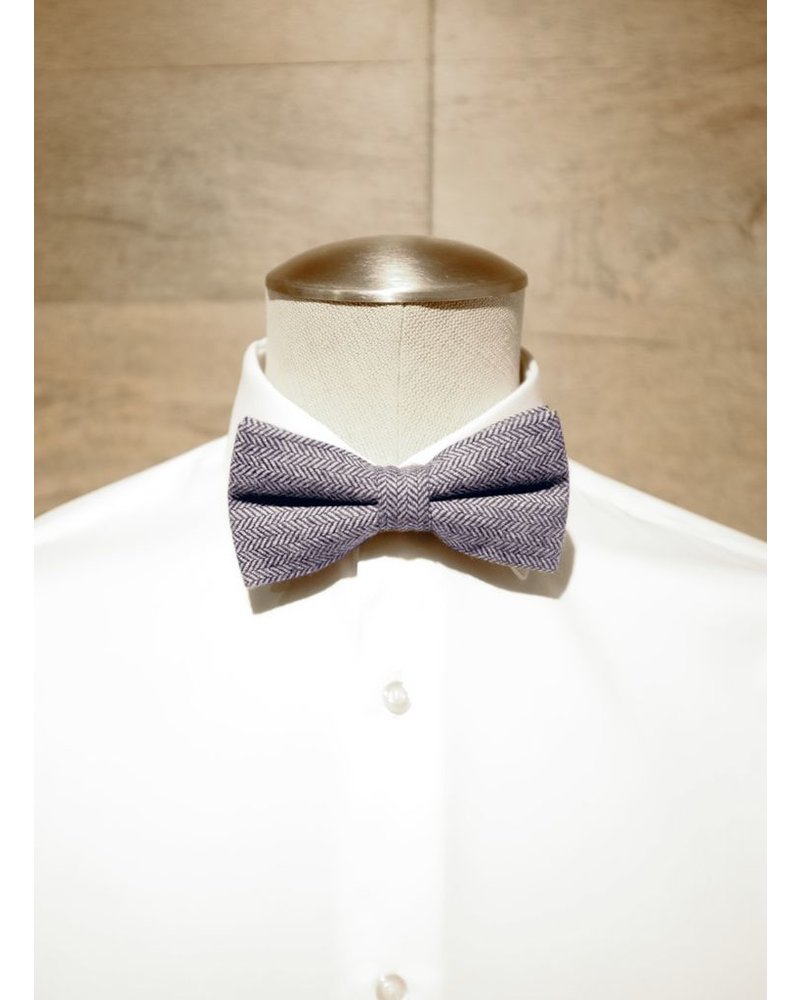 Chevron light gray bow tie