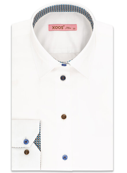 XOOS WOMEN'S white shirt with blue and brown patterned lining and matching colored buttons