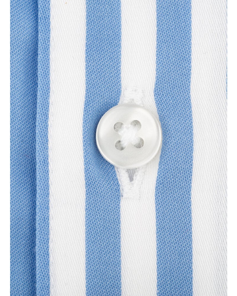 XOOS Men's light blue striped shirt with Full Spread collar (Double Twisted)