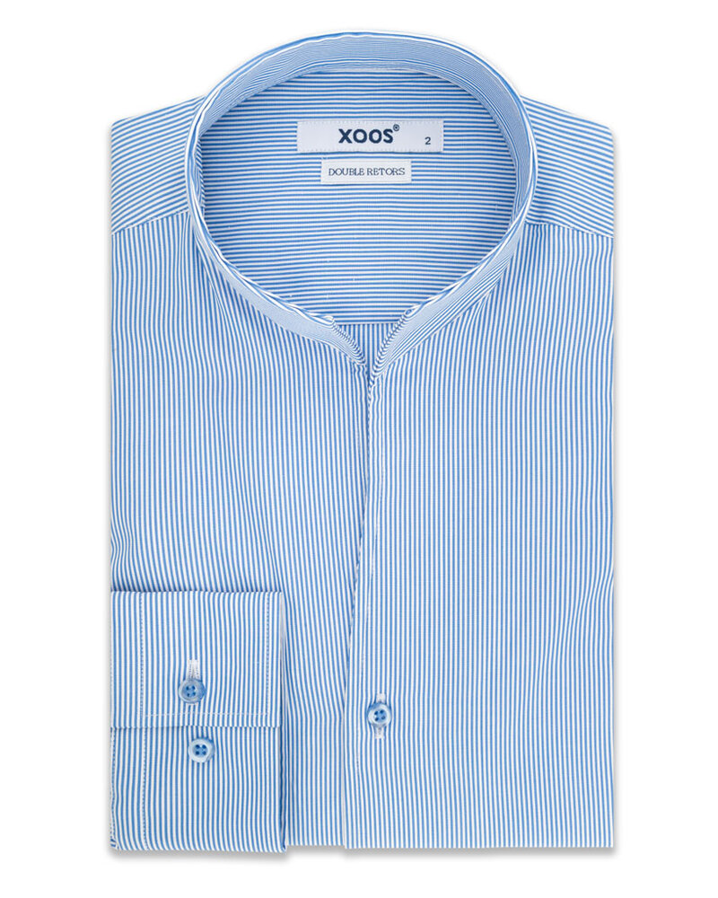 XOOS Chemise homme bleu ciel à très fines rayures blanches et col droit ouvert (Double Retors)