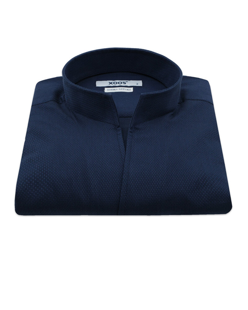 XOOS Men's navy woven dress shirt with straight open collar (Double Twisted)