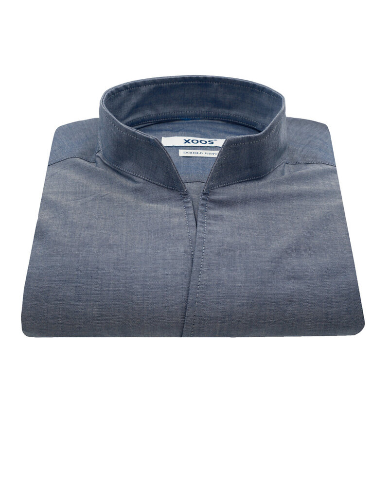XOOS Men's dress shirt in chambray and straight open collar