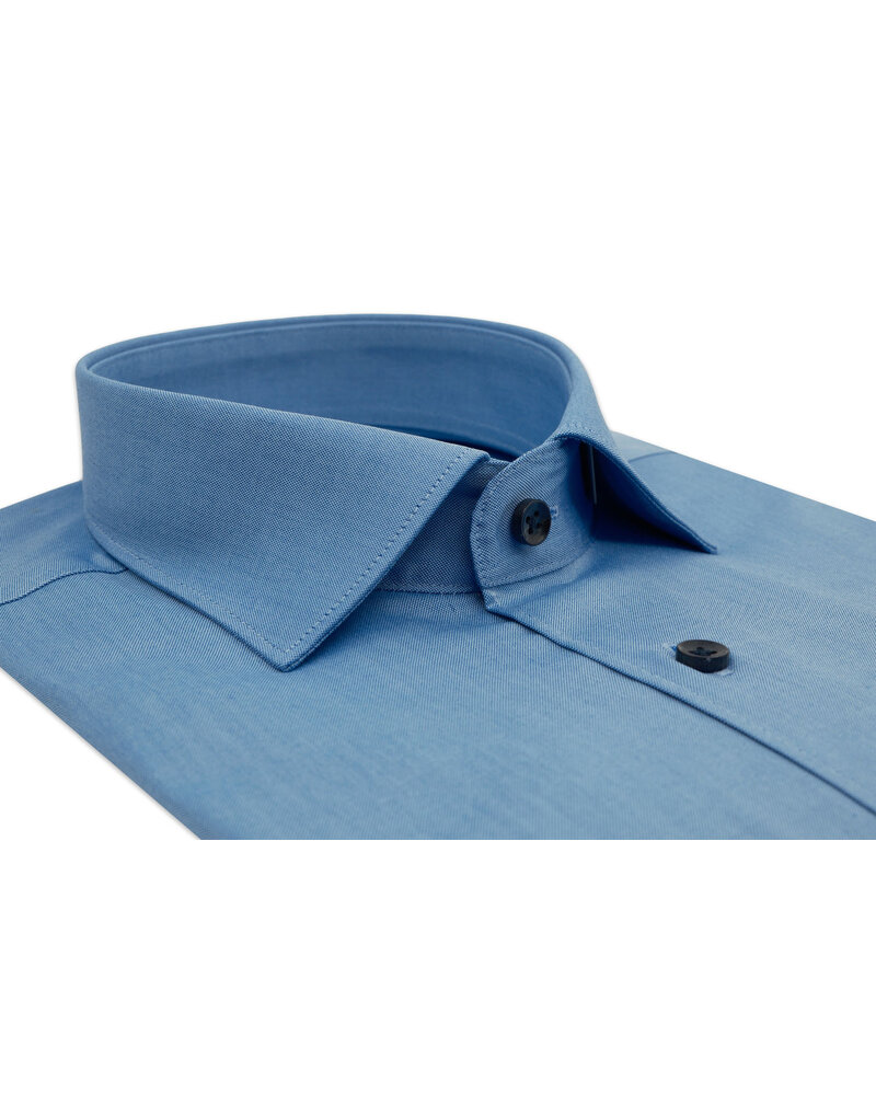XOOS Men's blue Oxford dress shirt with navy buttons (Double Twisted)