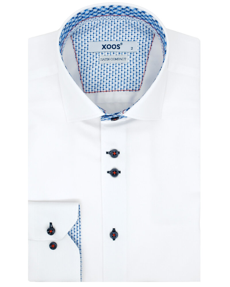 XOOS Men’s white shirt with double chest buttons, blue lining and print