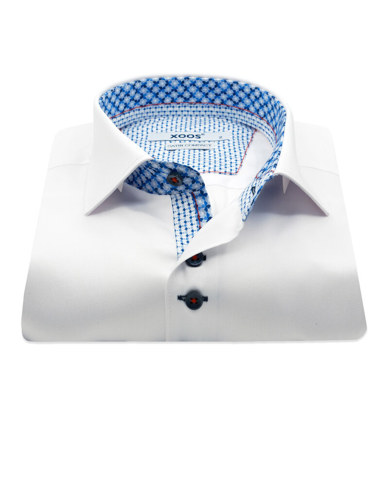 XOOS Men’s white shirt with double chest buttons, blue lining and print