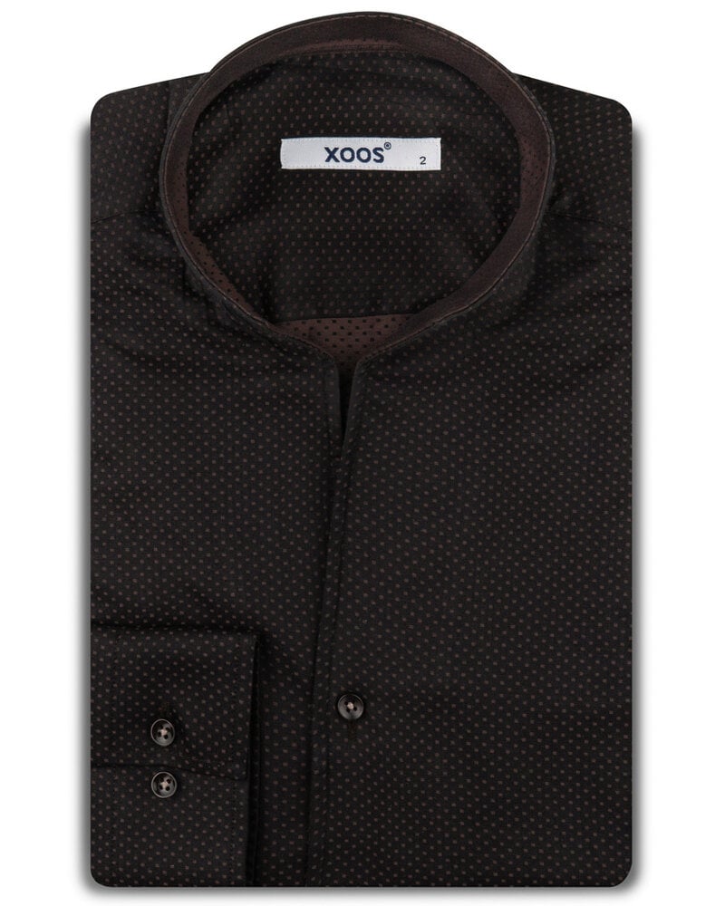 XOOS Chemise homme chocolat à micro pois et col droit ouvert