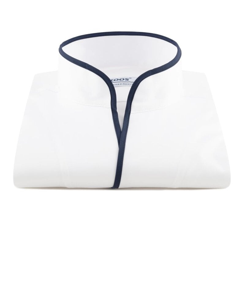 XOOS Men's white shirt with open straight collar and navy piping