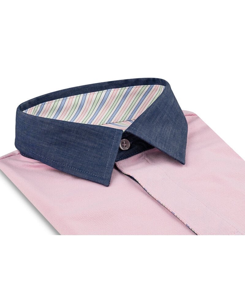 XOOS Pink short-sleeve polo with navy shirt collar and pink and pistachio striped lining