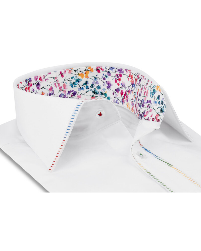 XOOS Men’s white de Ville Collar shirt with multicolor floral contrast lining and matching buttons