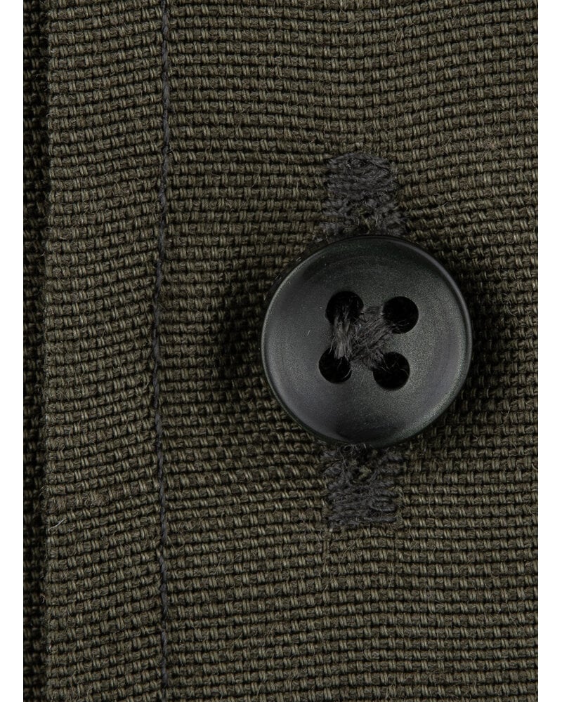 XOOS Men’s khaki shirt with soft collar