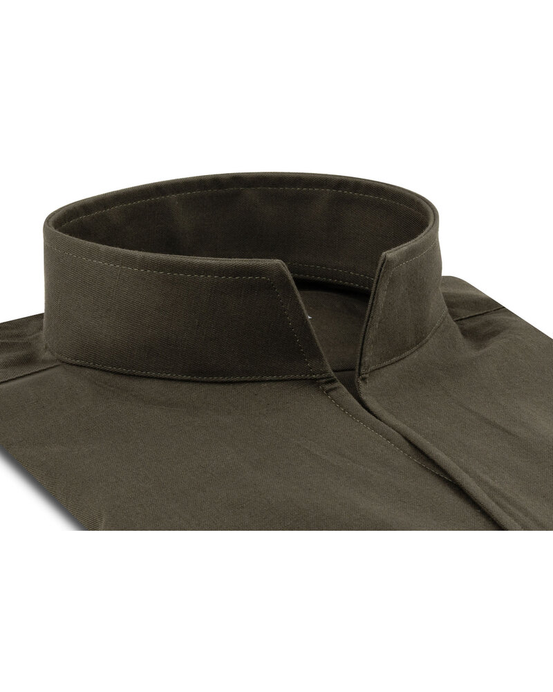 XOOS Men’s khaki green shirt with an open straight collar
