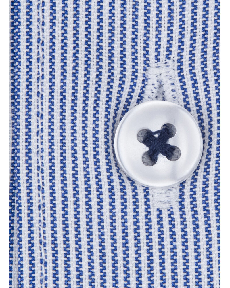 XOOS Chemise homme financière ciel à fines rayures et col Full Spread