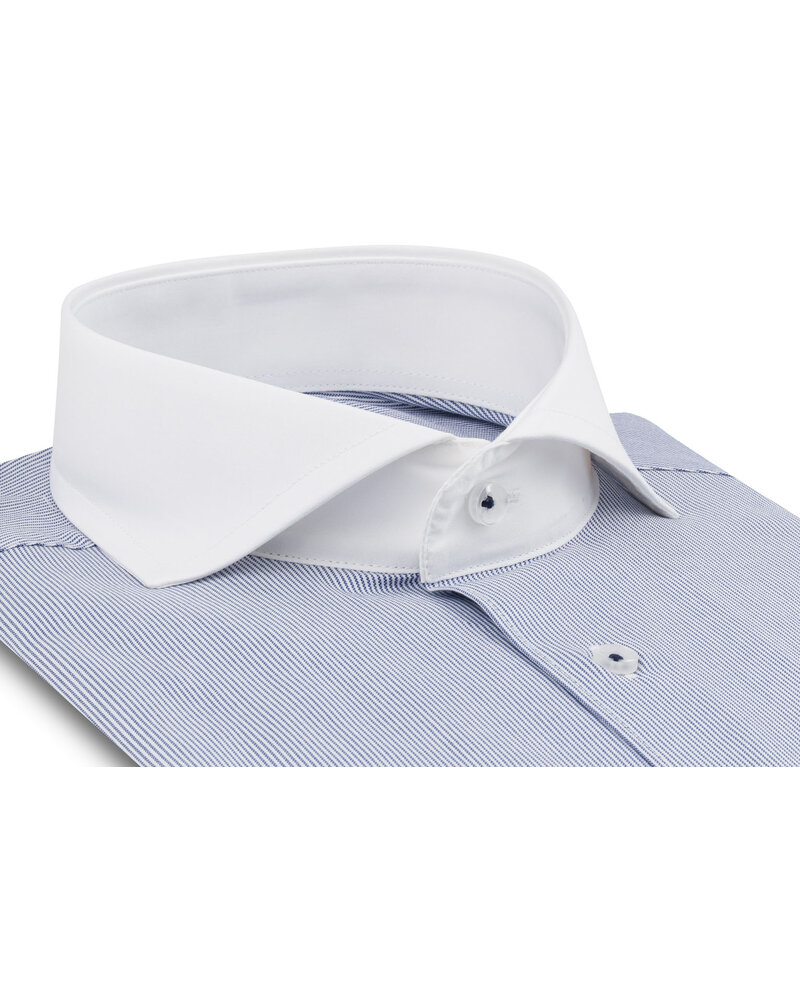XOOS Chemise homme financière ciel à fines rayures et col Full Spread